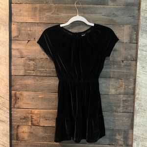 Gap Kids Black Velvet Tiered Short Sleeve Dress